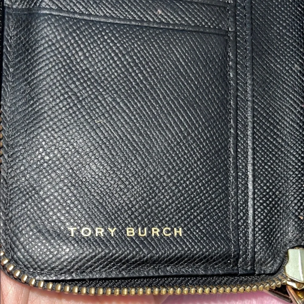 Tory Burch Perry Zip Passport Continental Wallet Wristlet EUC